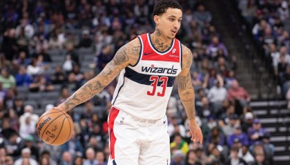 薪资专家：库兹马放弃部分交易保证金 使雄鹿处在第二土豪线下